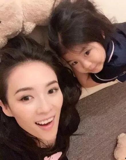 章子怡弟弟爆料视频是真的吗,章子怡弟弟爆料视频真实性探讨 第2张 章子怡弟弟爆料视频是真的吗,章子怡弟弟爆料视频真实性探讨 第2张